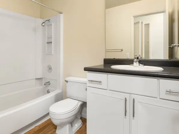 Schooner Bay Apartment Homes