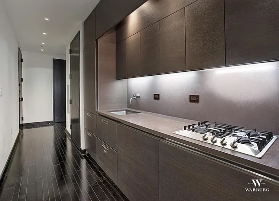 Rented by Warburg | media 66