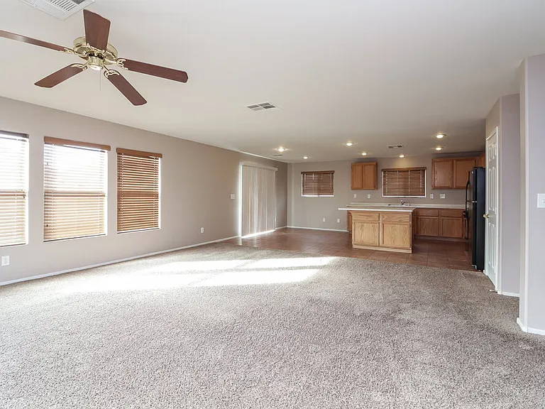 3433 Palatine Hills Ave — Photo 4