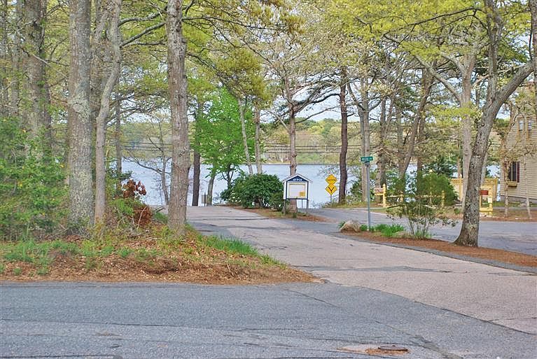 2nd image of 186 Austin Stokes Drive
