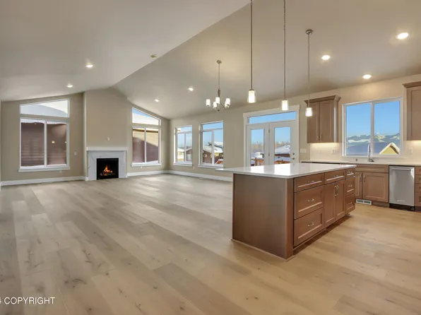 8841 Becks View Cir, Anchorage, AK 99502