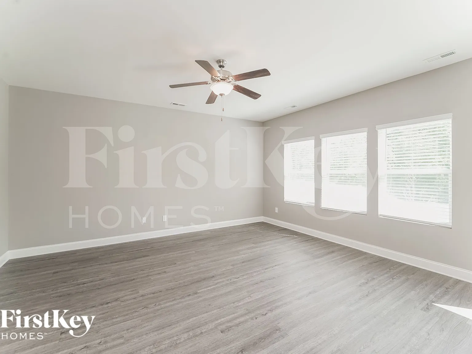 4 bed, 2.5 bath, 2106 sqft, $2,540 — Photo 3