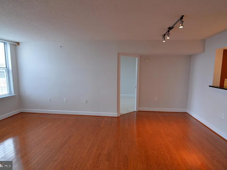 11800 Sunset Hills Rd #1102 — Photo 3