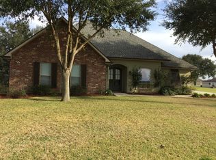 145 Scott Dr, Napoleonville, LA 70390