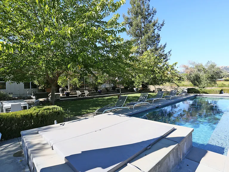 14950 Chalk Hill Rd — Photo 8