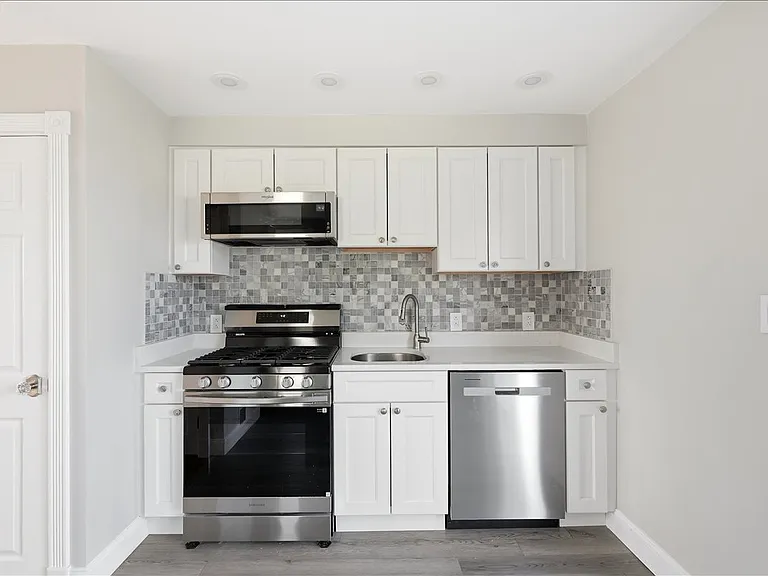 13 Bursley Rd #13 — Photo 2