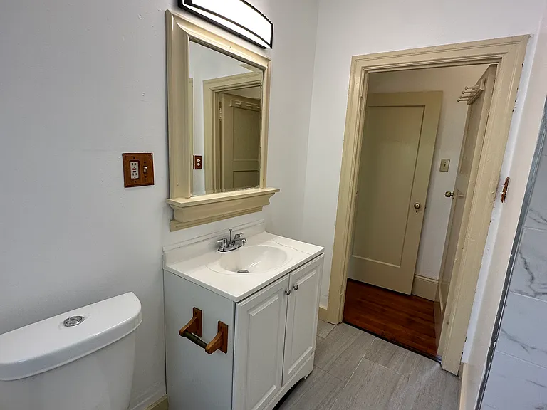 1532 Woolsey St #A — Photo 52