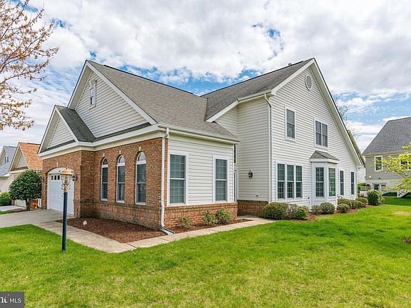 2nd image of 14051 Plantation Mill Ct