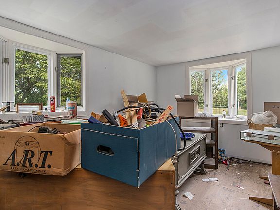 4th image of 6227 Winding Ln