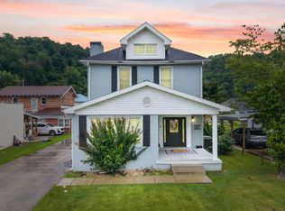 305 Euclid Ave, Paintsville, KY 41240