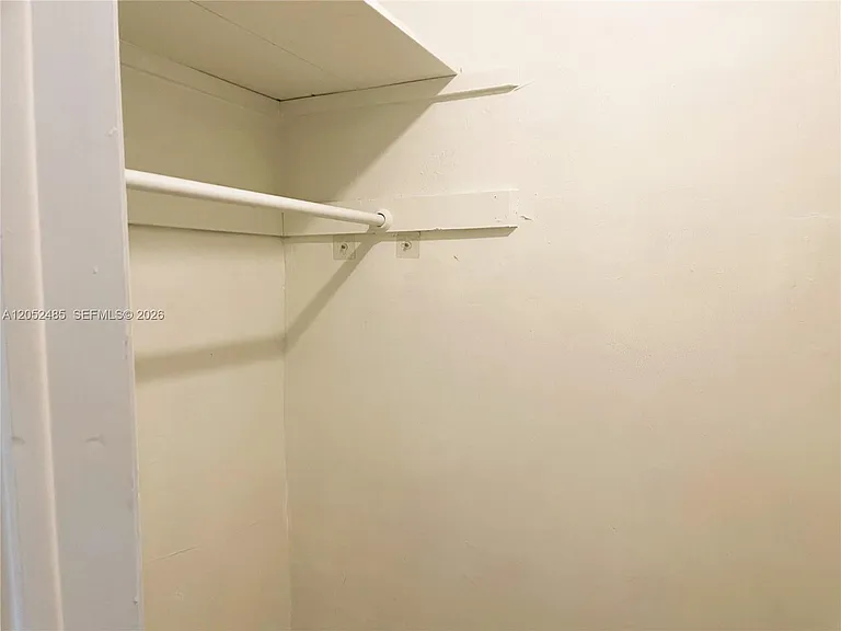 1830 Cleveland St #2 — Photo 18