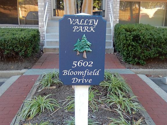 2nd image of 5602 Bloomfield Dr APT 102