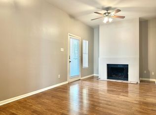 712 Graham Pl APT 204, Austin, TX 78705
