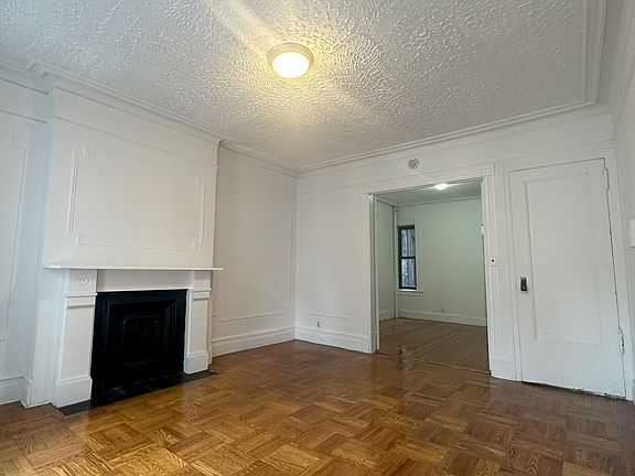 2nd image of 309 W 54th St APT 4B
