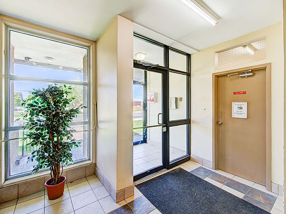 5th image of 45 Faywood Blvd #1-Bedroom