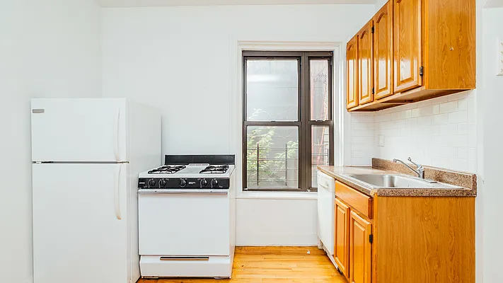 Rented by Nooklyn NYC LLC | media 10