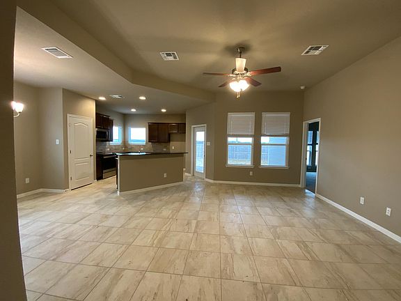 3rd image of 625 Skylar Heights Dr