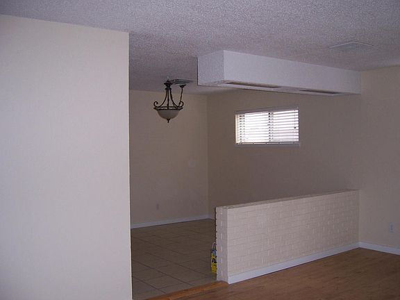 5th image of 11516 Tahiti Pl NE