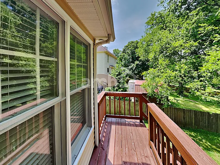 1423 Shoreside Dr — Photo 17