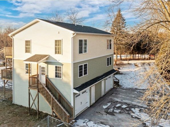 437 Lapan Road, St. Albans Town, VT 05478