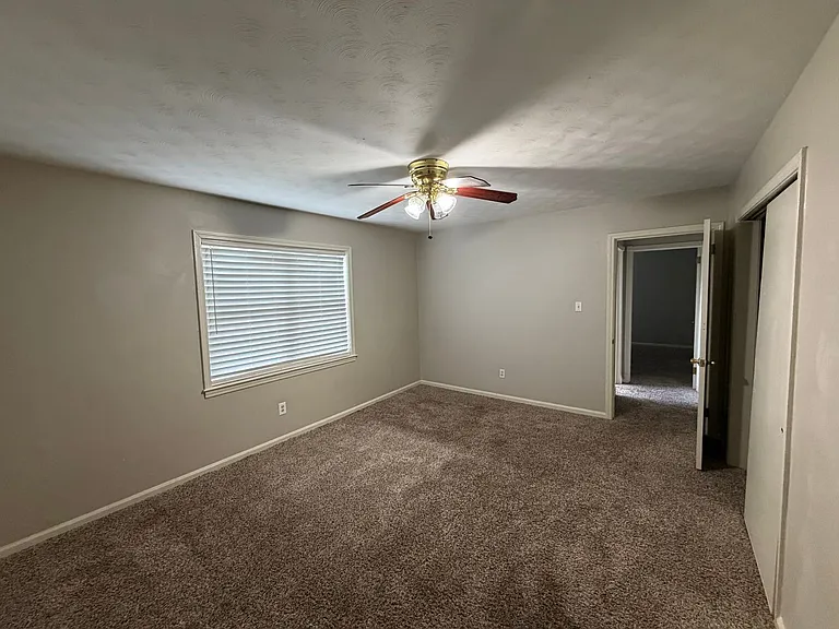 3432 Lynchburg St — Photo 18