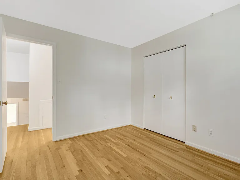 615 Kearney Ct SW — Photo 28