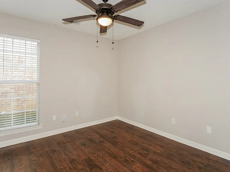10218 Cottage Oaks Cv — Photo 12