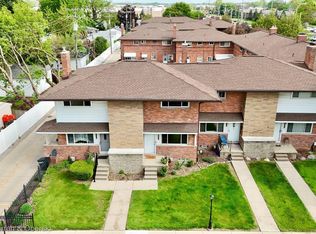 9917 Middlebelt Rd, Livonia, MI 48150