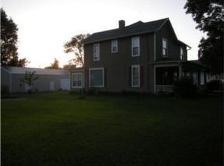 304 S Pine St, Norborne, MO 64668