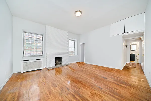 Rented by Living New York | media 2