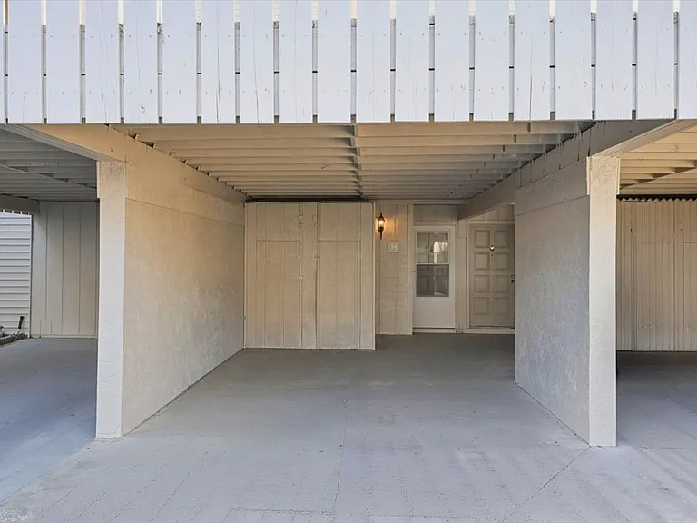 1428 Oak Pl #C — Photo 2