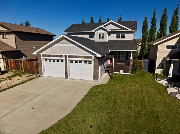 46 N Spruce Rd, Whitecourt, AB T7S 0C7