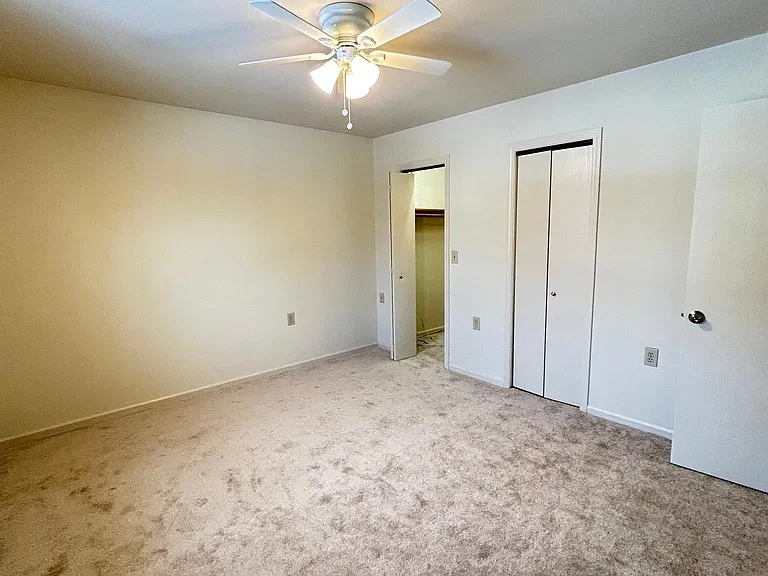 807 Rainbow Dr — Photo 6