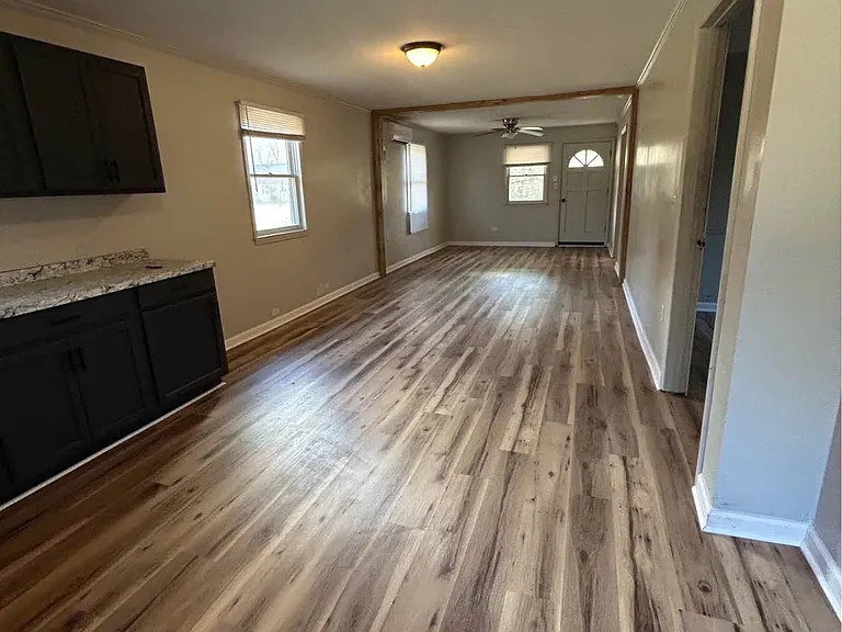 518 Pine Ridge Rd — Photo 3