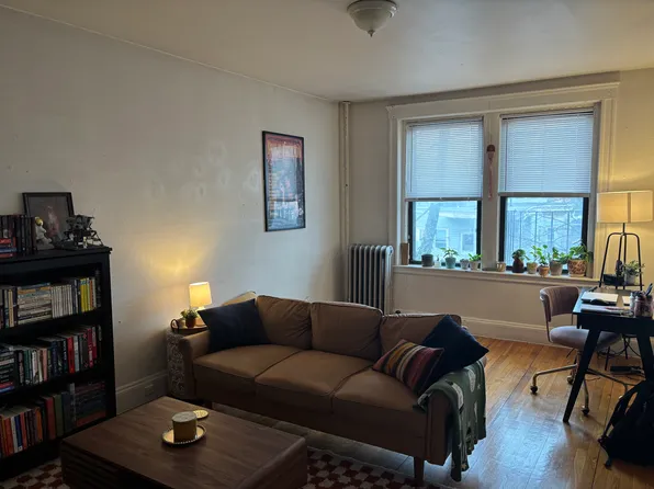 335-A Harvard St #11A, Cambridge, MA 02139