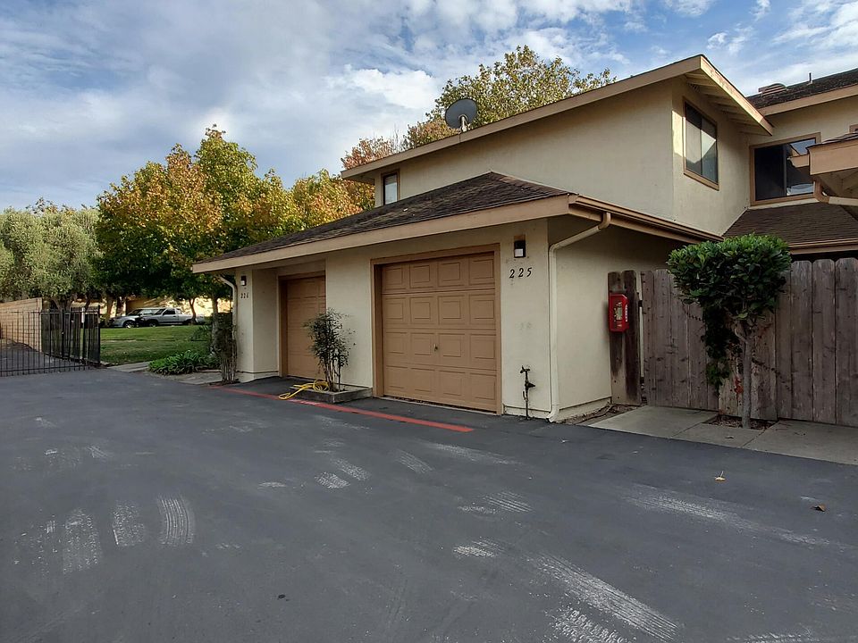 225 Village Circle Dr, Lompoc, CA 93436 Zillow