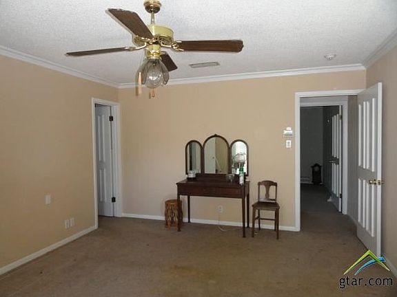 3rd image of 10728 Lakeshore Dr