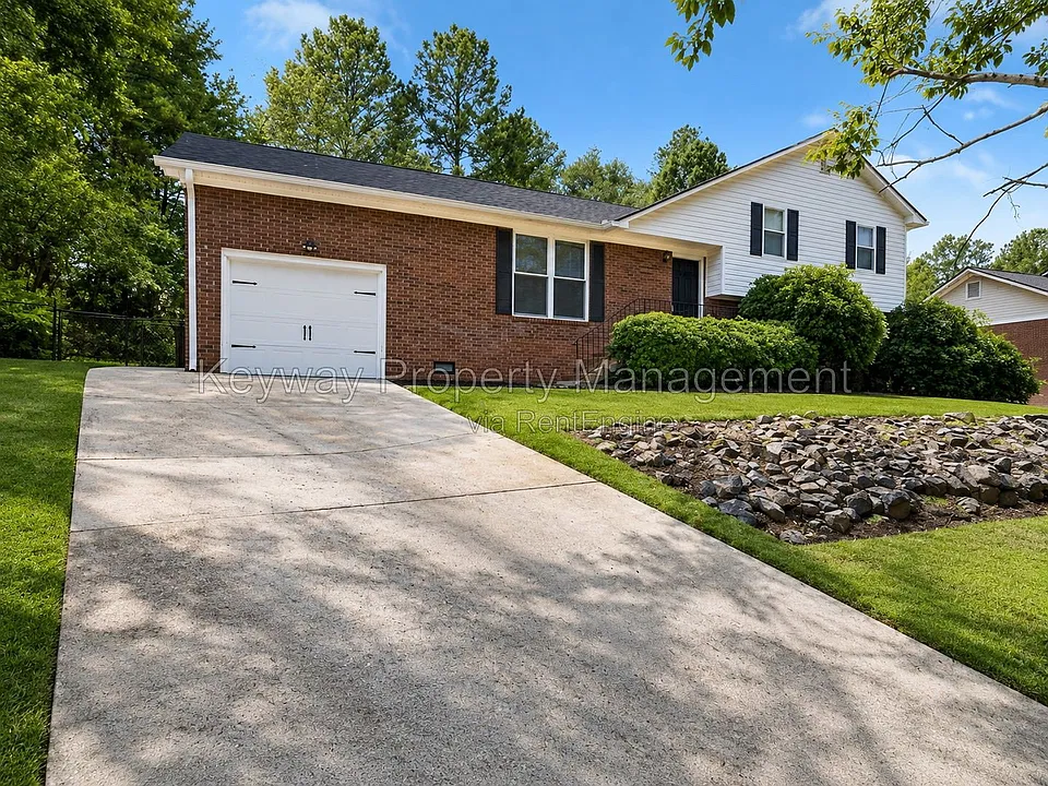 2712 Fair Oak Ct