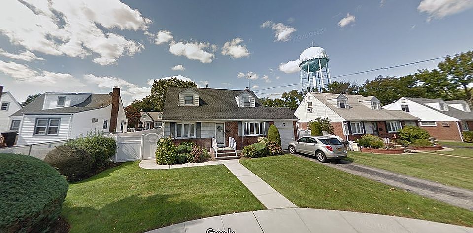 1st image of 227 Lincoln Pl