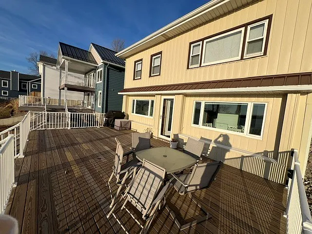 Large Deck