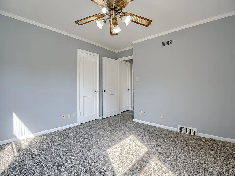 7419 Lamar Ave — Photo 16