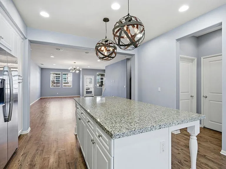 477 Prosperity Dr — Photo 19