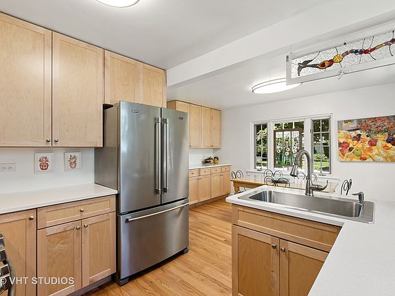 5th image of 1205 Hutchings Ave