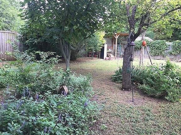4th image of 1213 Green Forest Dr