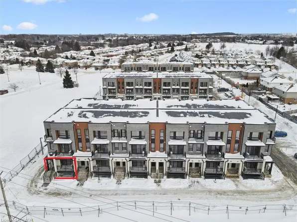 525 Erinbrook Dr #C061, Kitchener, ON N2E 2V8