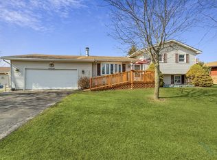 628 English Ln, Winthrop Harbor, IL