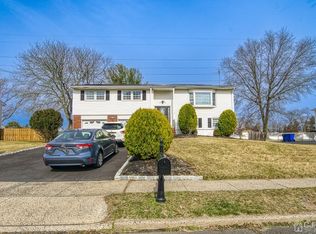 1295 Carlisle Rd, North Brunswick, NJ 08902