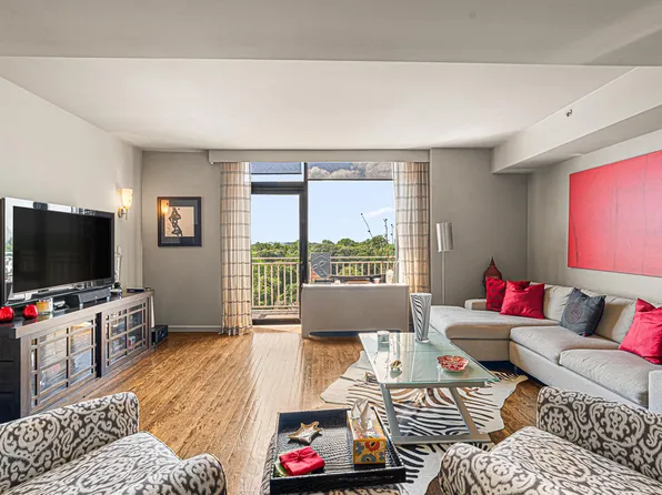 116-24 Grosvenor Lane image 1 of 10