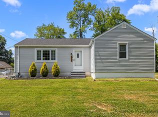 2717 Avenue C, Newportville, PA 19056