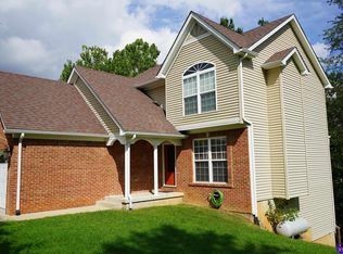486 Terrace Dr, Radcliff, KY 40160